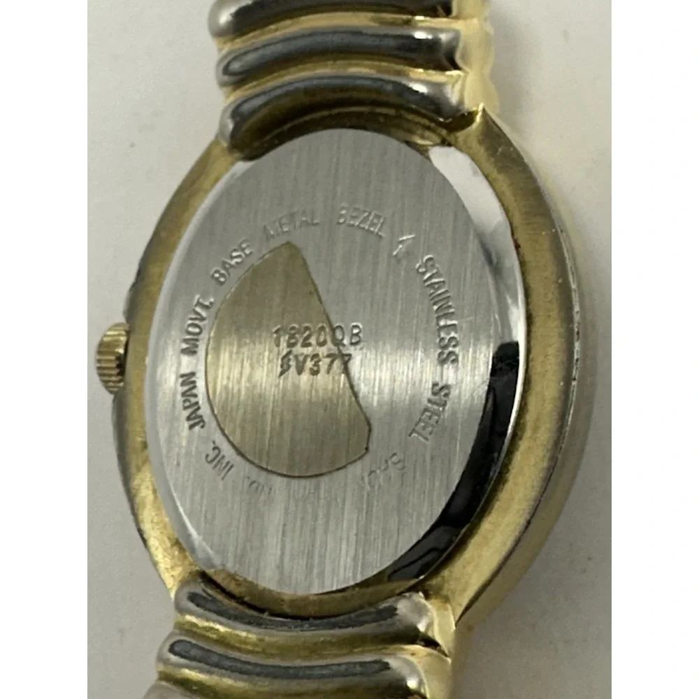 Futura 1820QB Ladies Cuff‎ MOP Watch New Battery 21MM 6.75